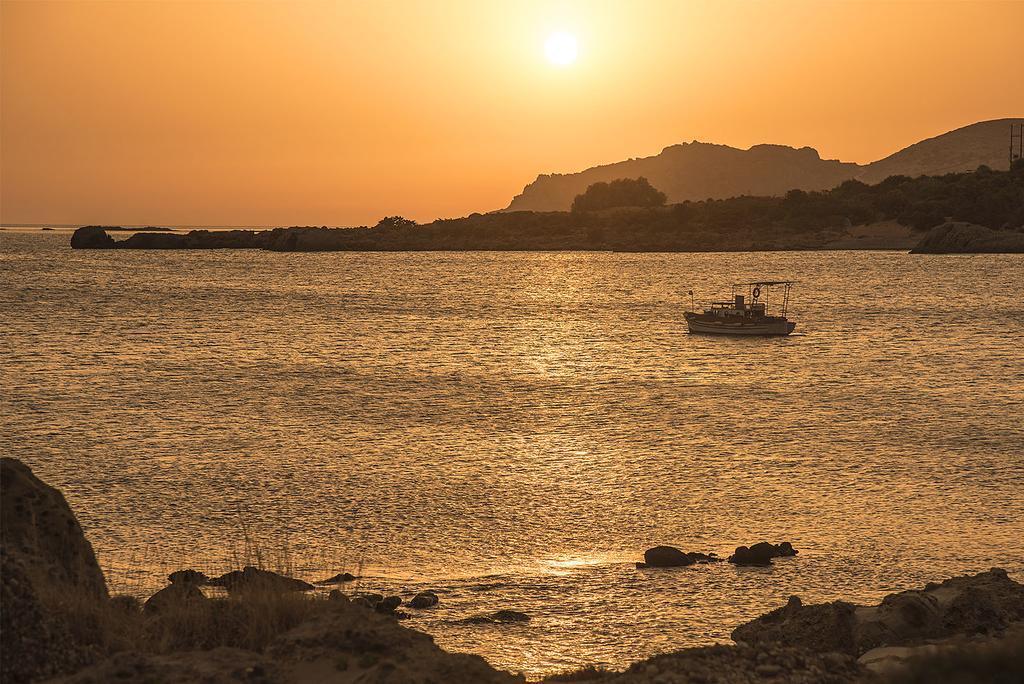 Megim Hotel Palaiochora Dış mekan fotoğraf