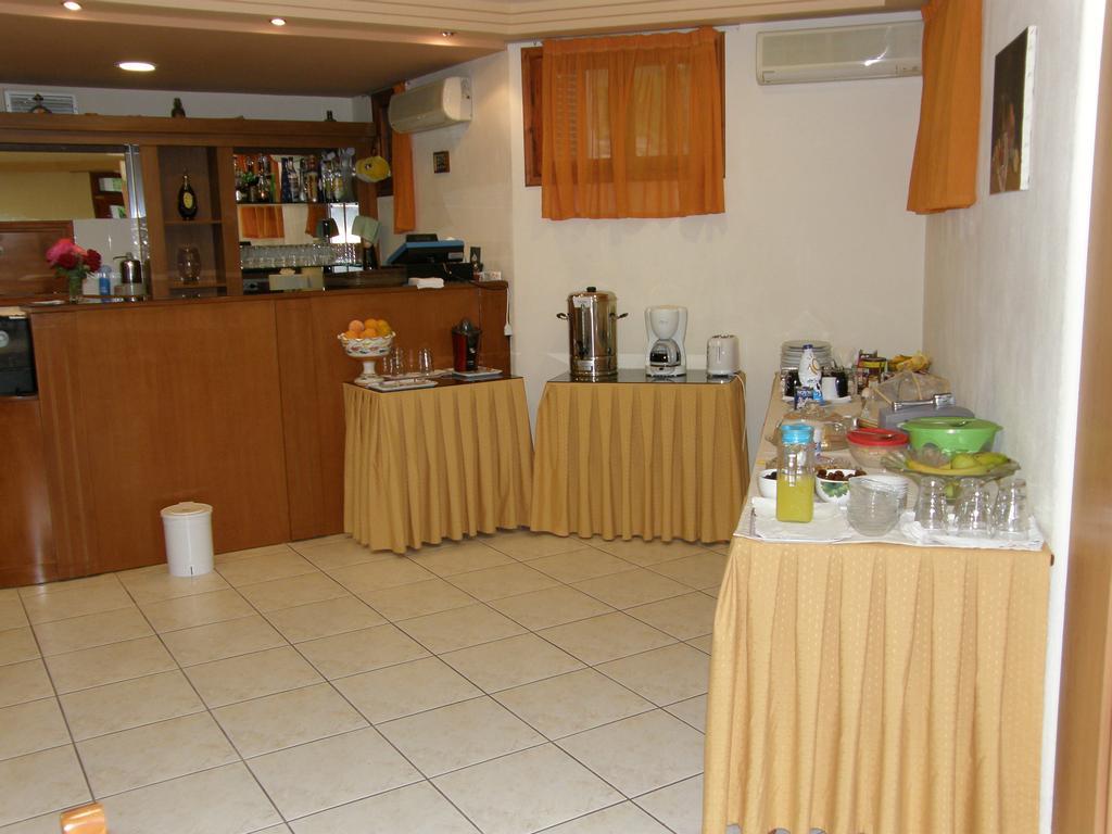 Megim Hotel Palaiochora Dış mekan fotoğraf