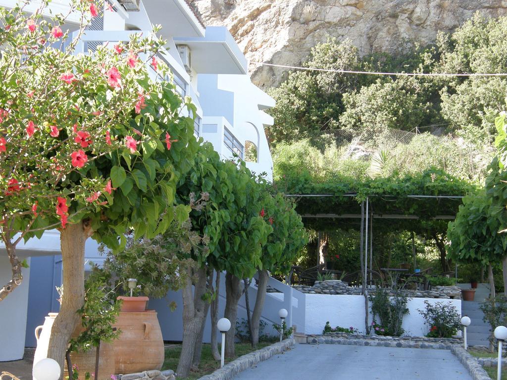 Megim Hotel Palaiochora Dış mekan fotoğraf