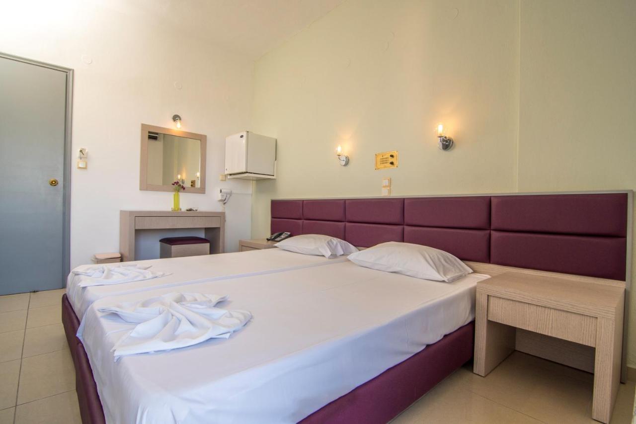 Megim Hotel Palaiochora Dış mekan fotoğraf