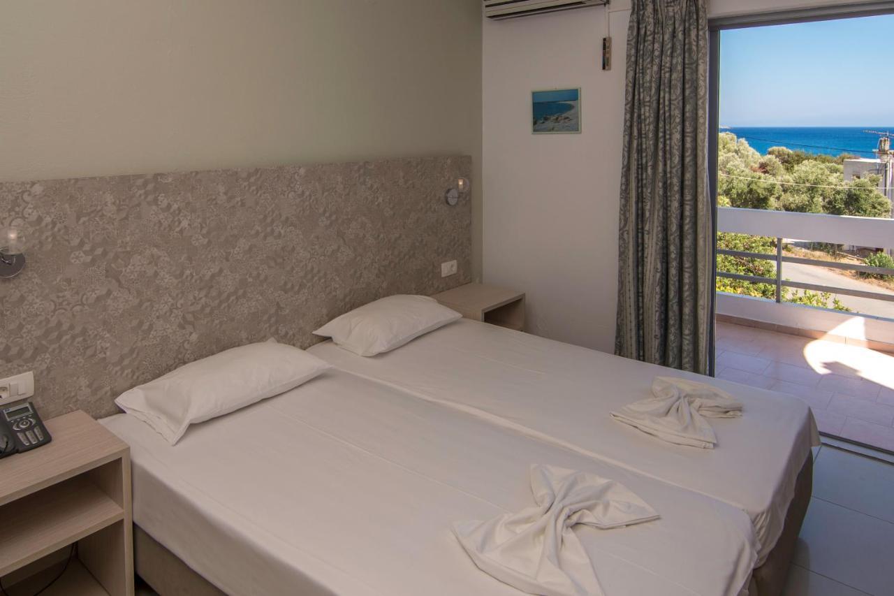 Megim Hotel Palaiochora Dış mekan fotoğraf
