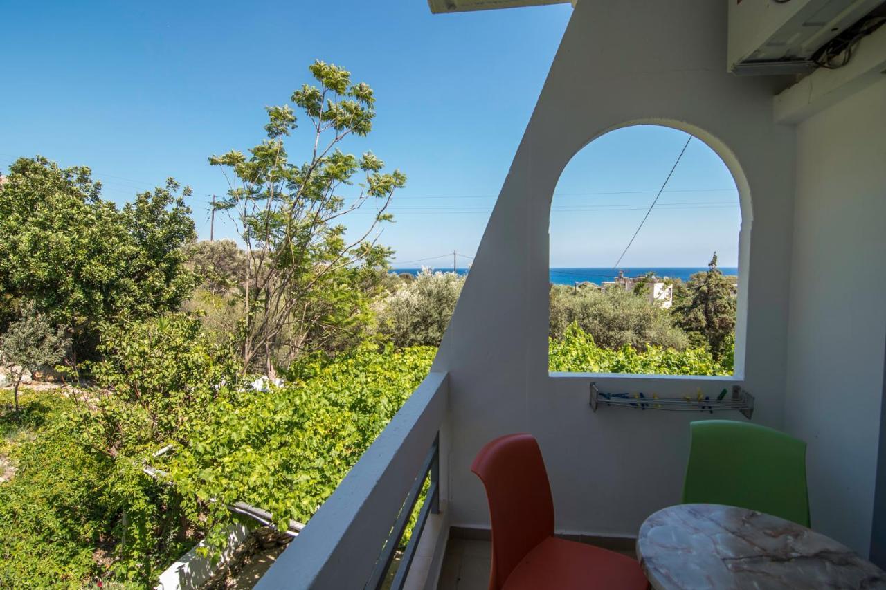 Megim Hotel Palaiochora Dış mekan fotoğraf