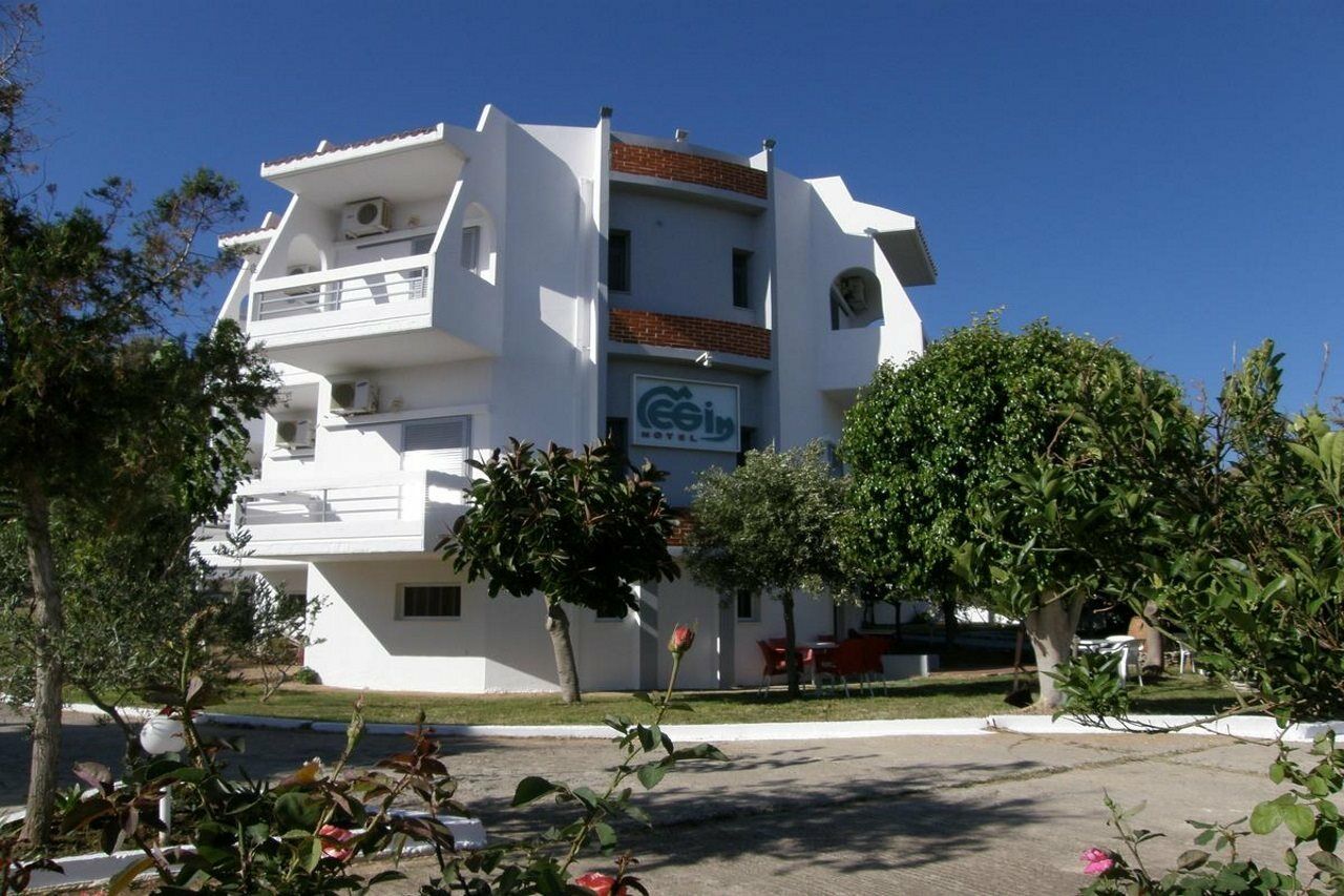 Megim Hotel Palaiochora Dış mekan fotoğraf